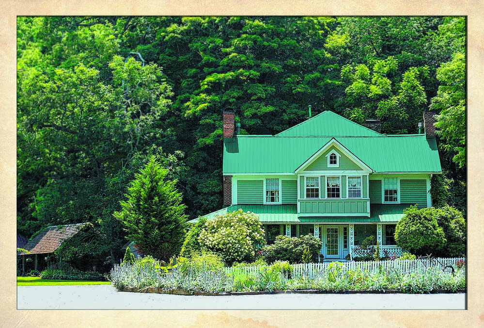 The Mast Farm Inn is an award-winning historic country inn and restaurant in the Valle Crucis Historical District and has been welcoming guests since the 1800s.