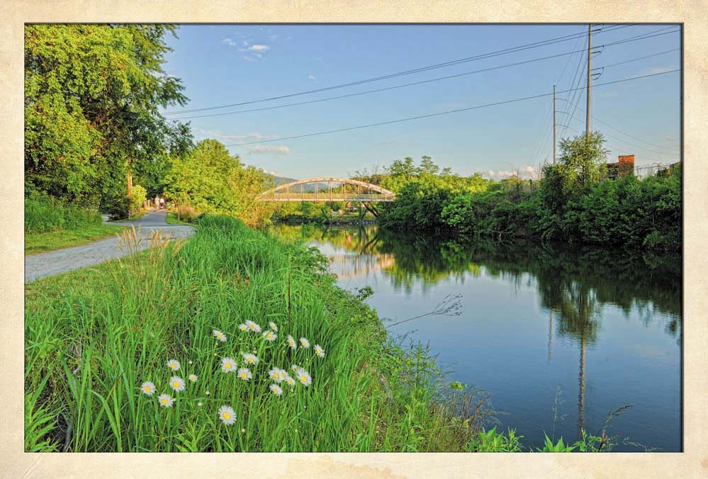 This Greenway meanders along the river through Franklin, where visitors can experience wetlands and upland woods, wildflowers, and wildlife, especially migratory birds.